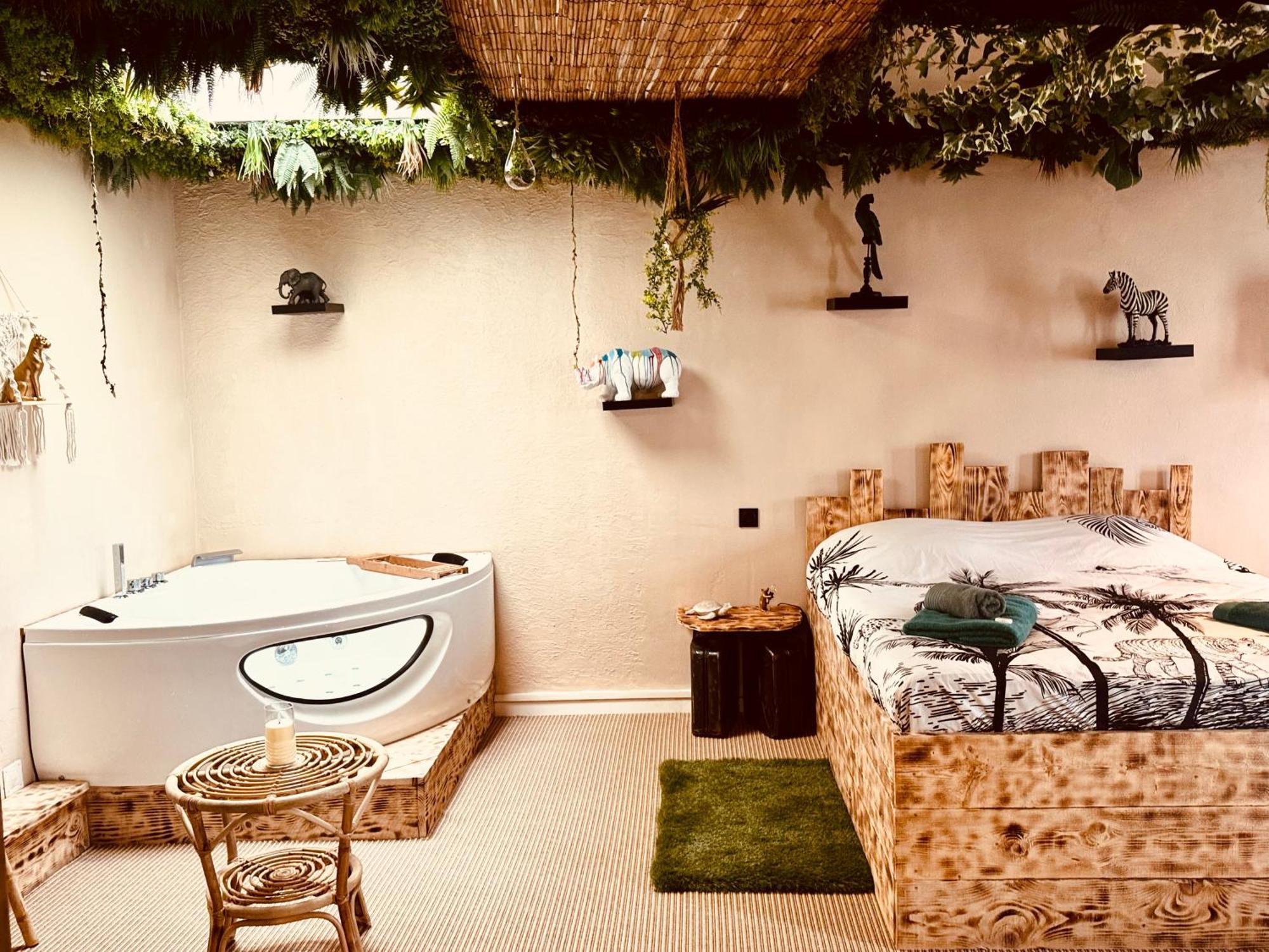 La Jungle De Sissy Bed & Breakfast Saintes-Maries-de-la-Mer Luaran gambar